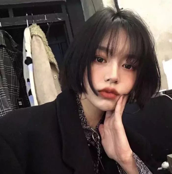 黄色